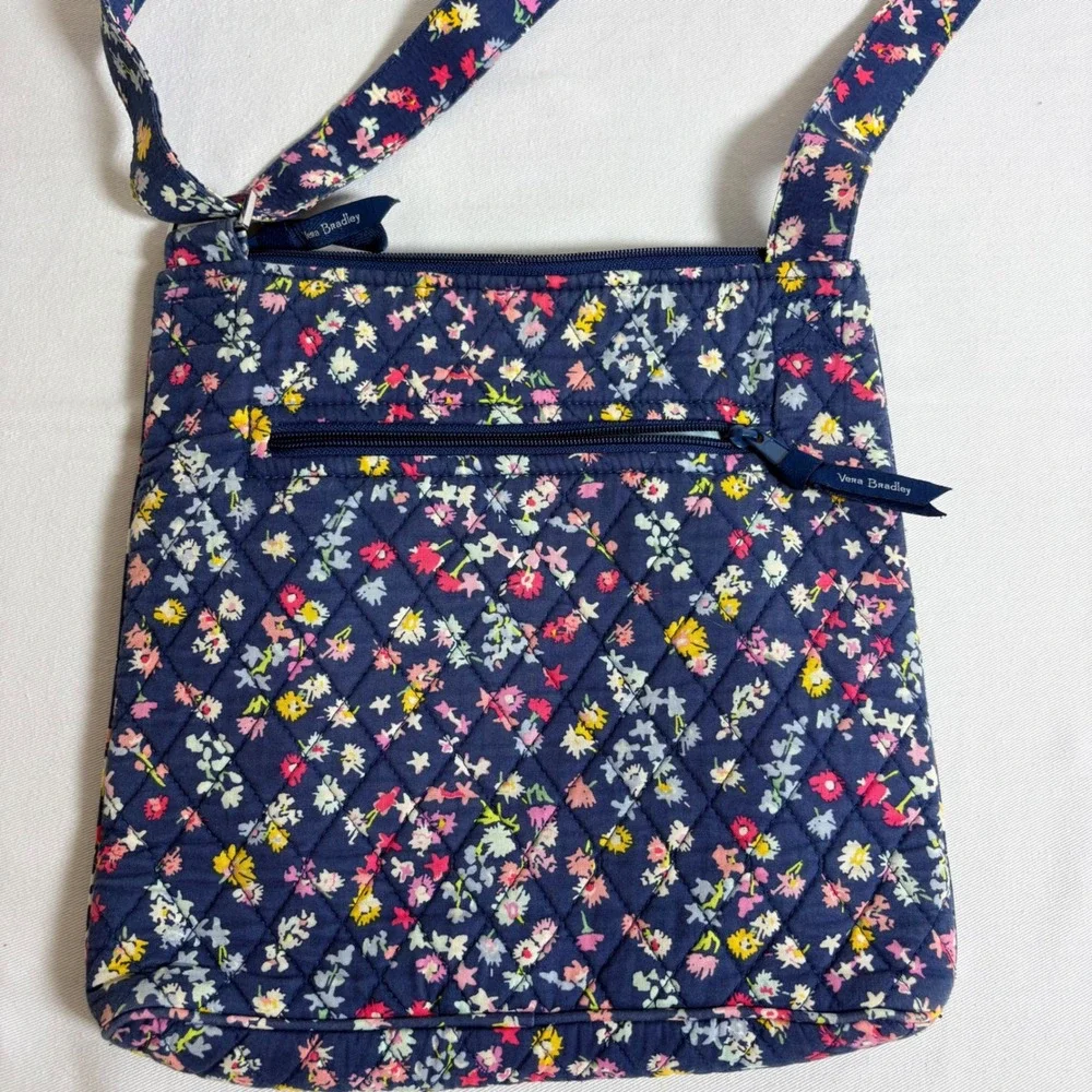Vera Bradley Crossbody Bag Small Navy Blue Floral Excellent Quilted Cotton Zip